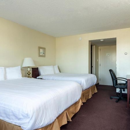 Irving West Hotel Gander Zewnętrze zdjęcie