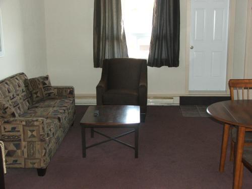 Irving West Hotel Gander Zewnętrze zdjęcie